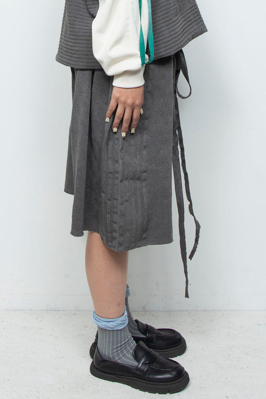 RELAXED SEAMLESS SHORTS Gray