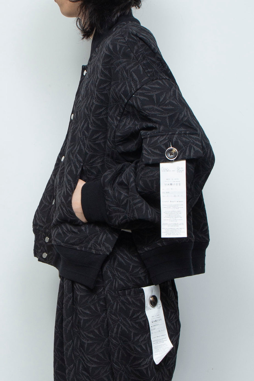 フルエンブロイダリージャージースタジアムブルゾン BLACK