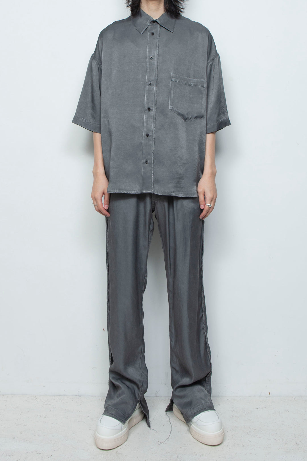 ピグメントウォッシュドショートスリーブコンパクトシャツ SLATE GRAY