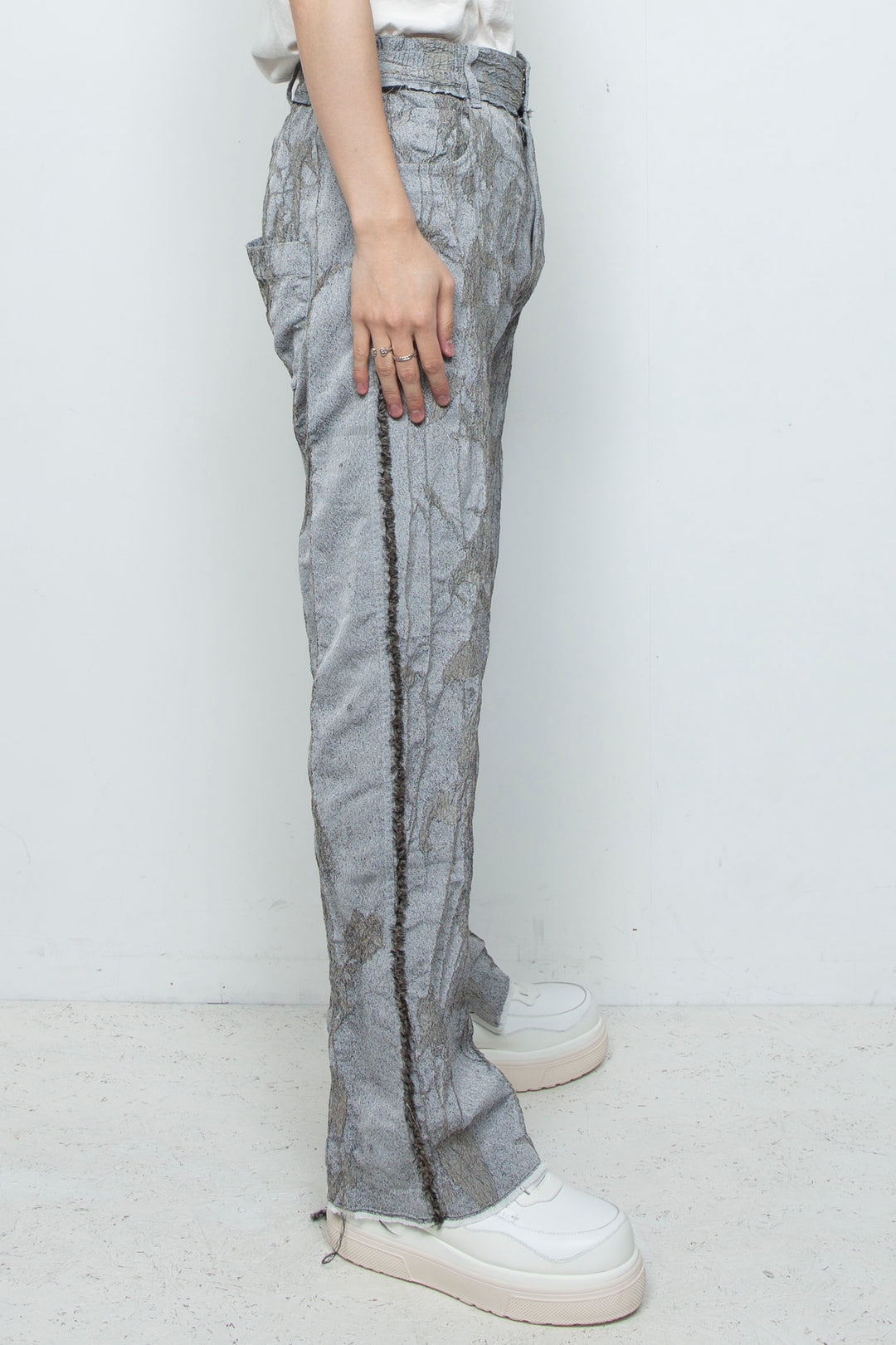 オリジナル蔦ジャガードローライズ5Pセミフレアパンツ IVY CONCRETE