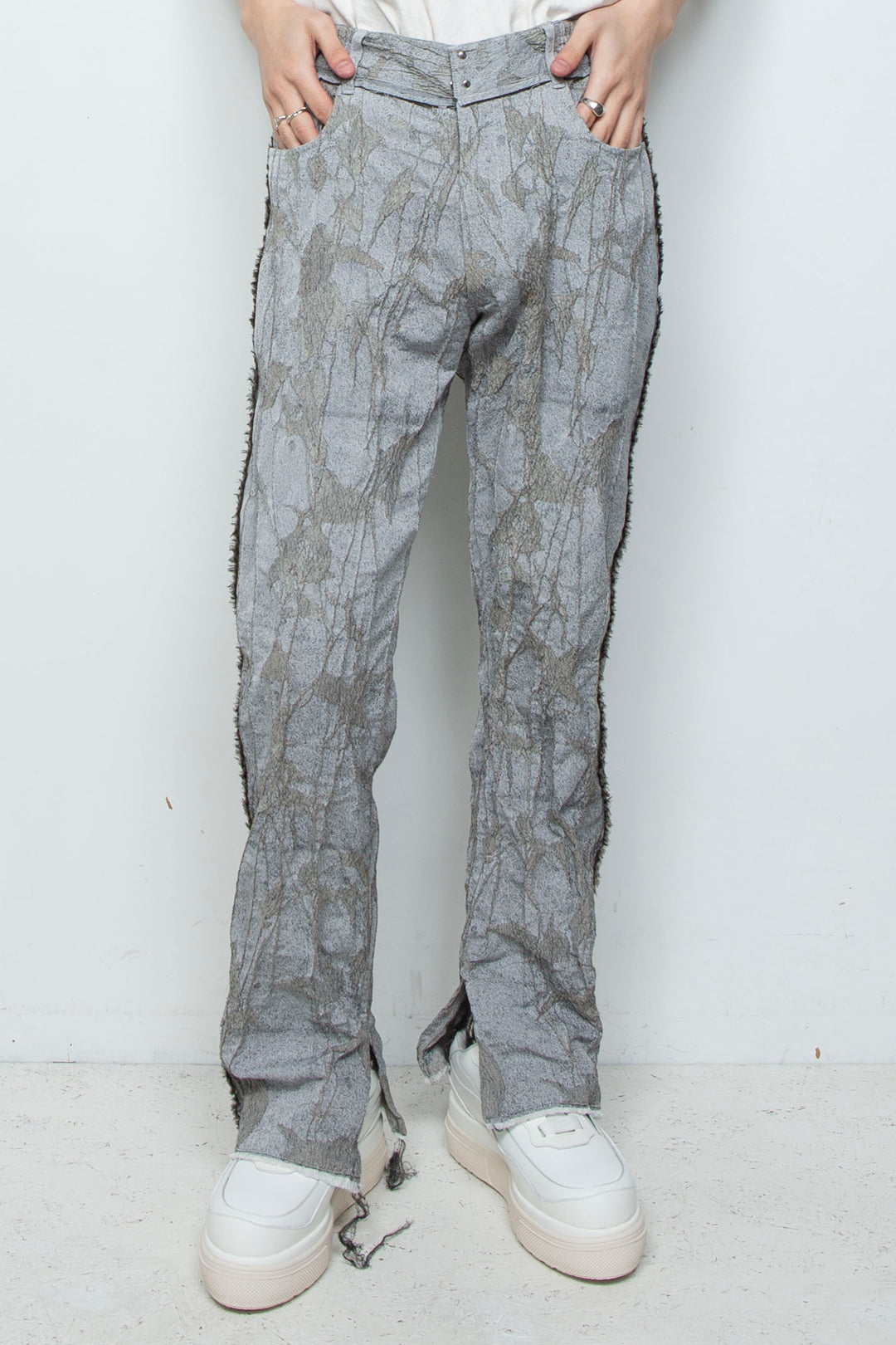 オリジナル蔦ジャガードローライズ5Pセミフレアパンツ IVY CONCRETE