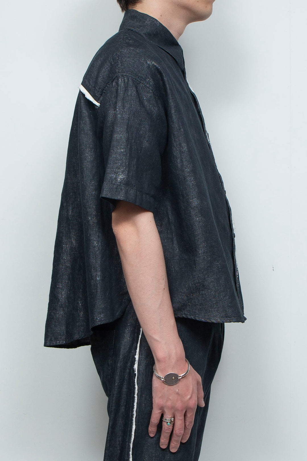 ホイルプリントショートスリーブコンパクトシャツ BLACK FOIL