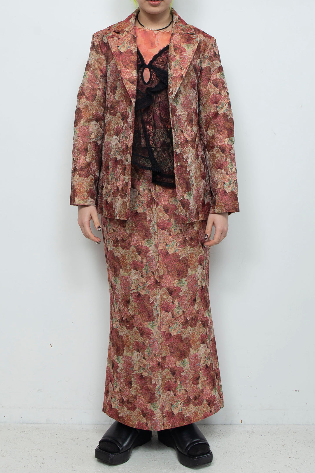 Snapdragon Floral Jacquard Jacket Red