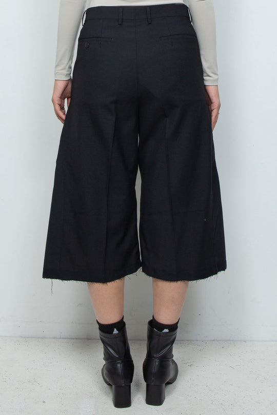 WOOL 3D SHAPE COCOON SHORTS