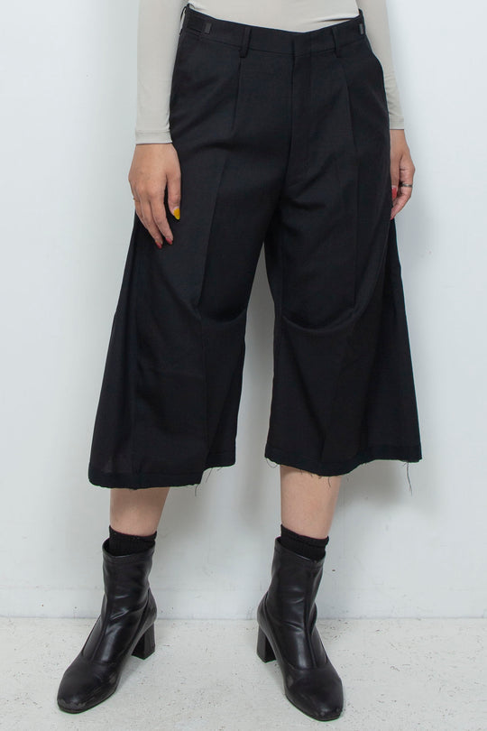 WOOL 3D SHAPE COCOON SHORTS