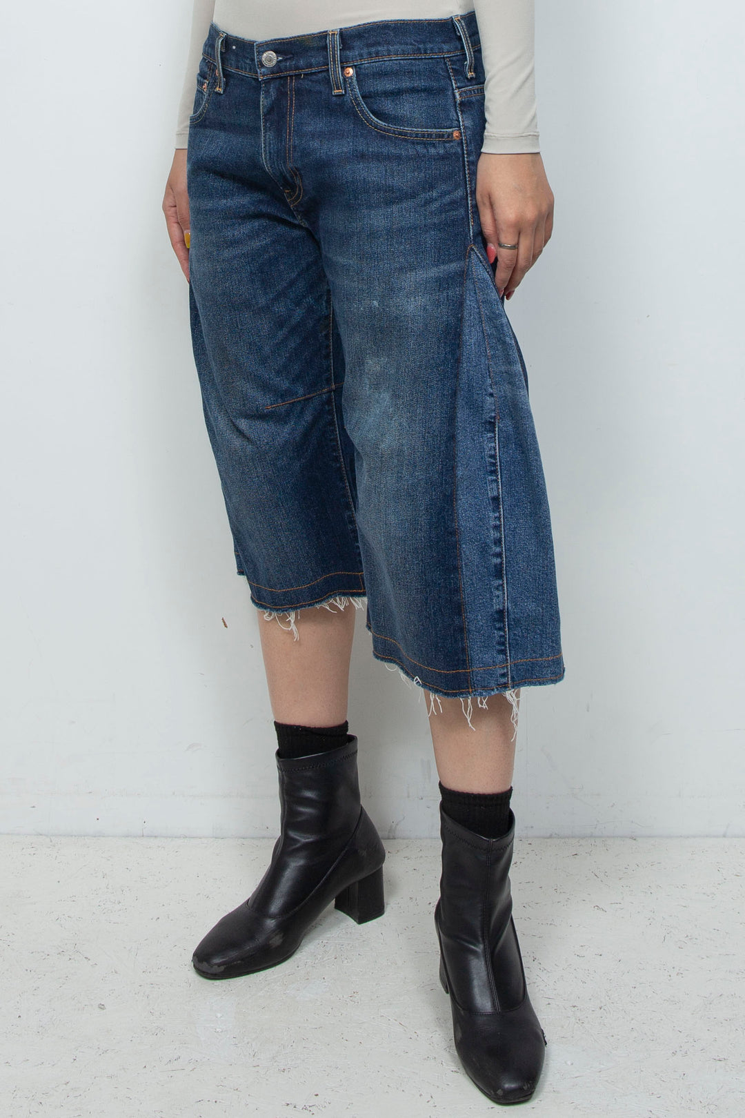 DENIM 3D SHAPE COCOON PANTS (SHORTS)