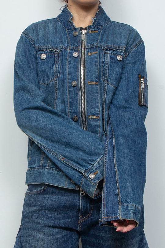 COLLARLESS ADJUSTABLE DENIM JACKET