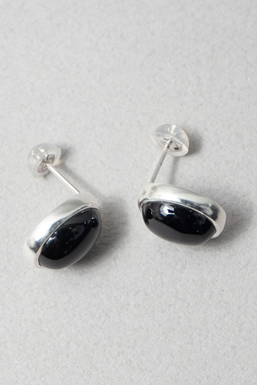 Onyx / Pierce