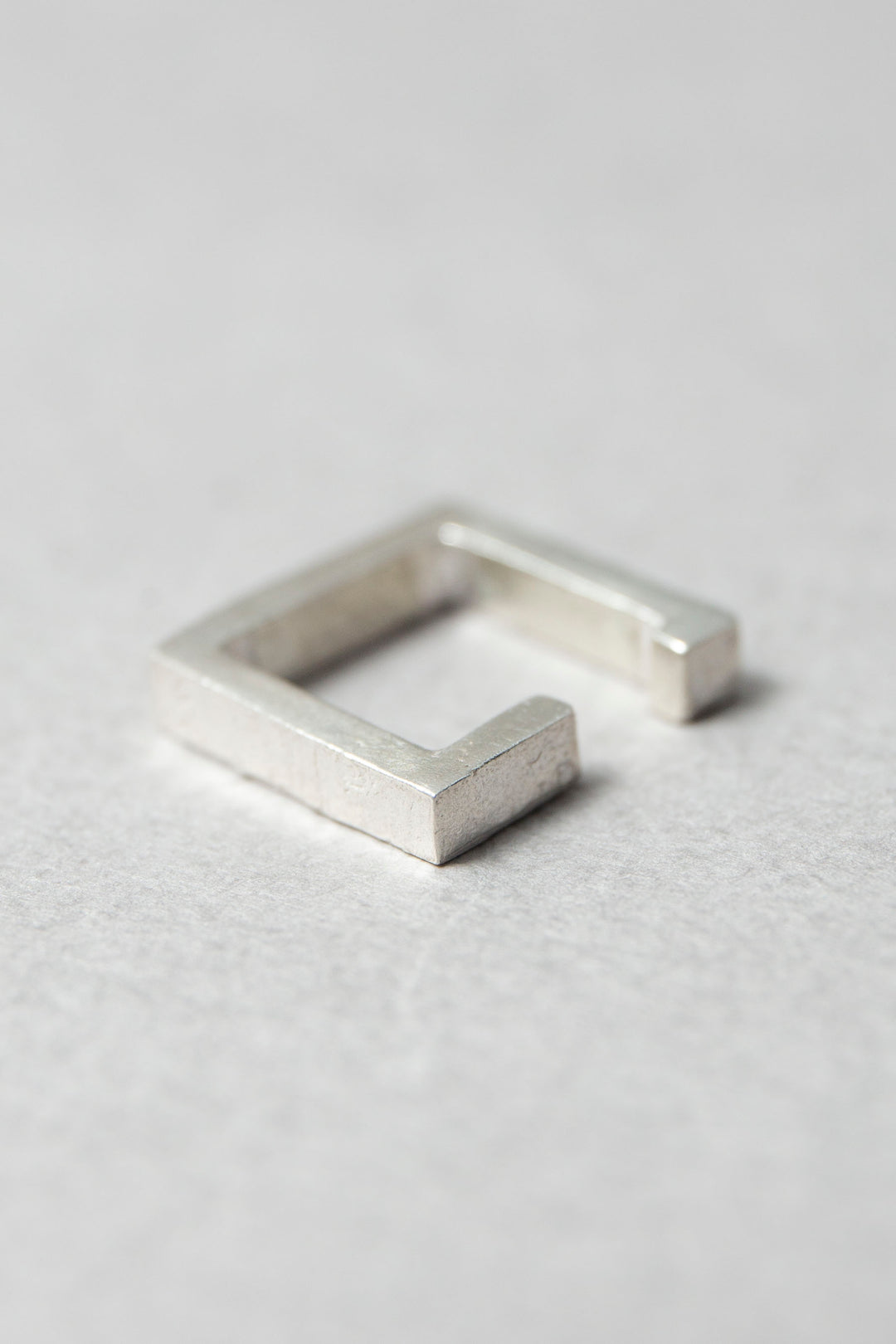 Annual / Earcuff