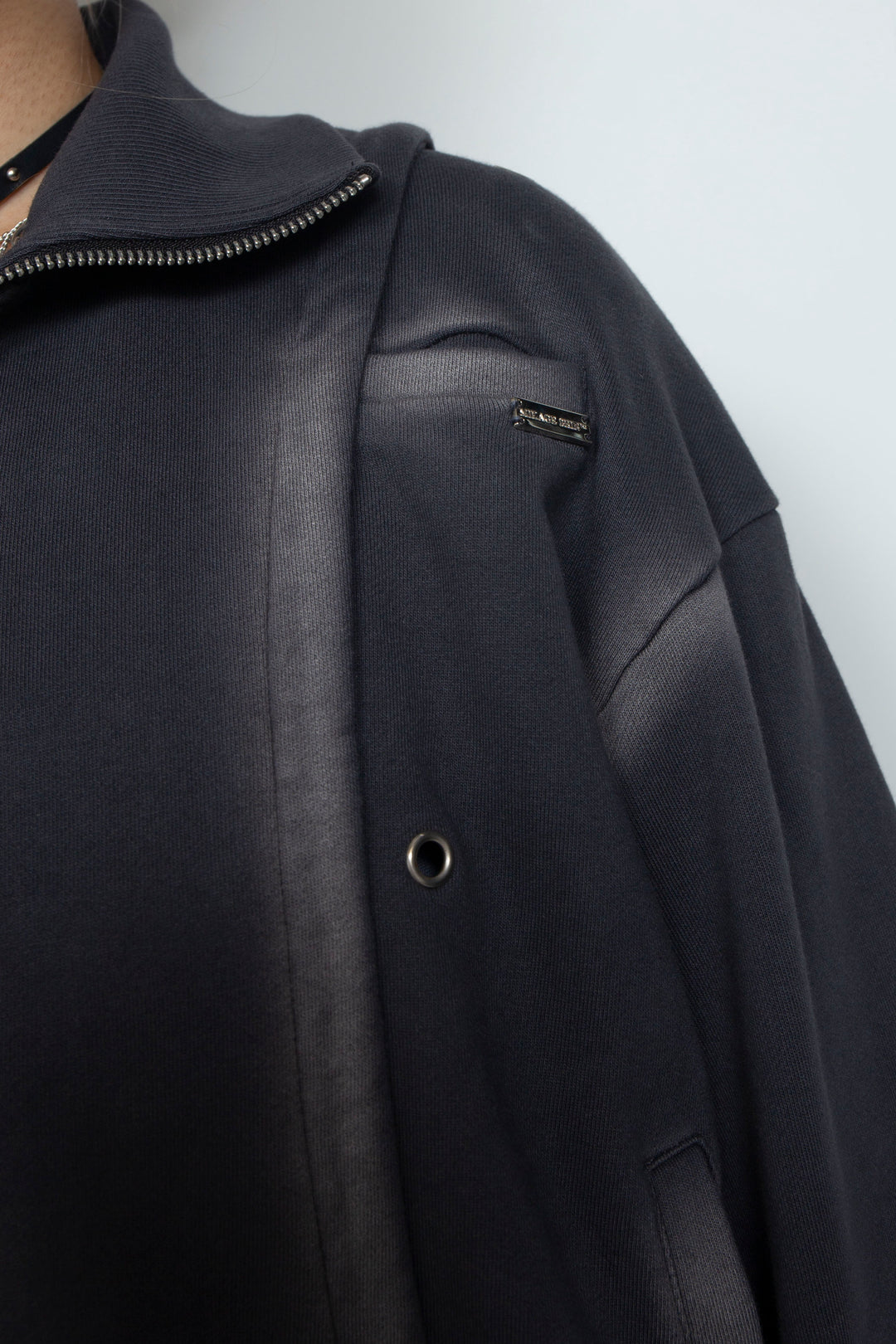 Shadow Effected Sweatshirt Blouson Charcoal