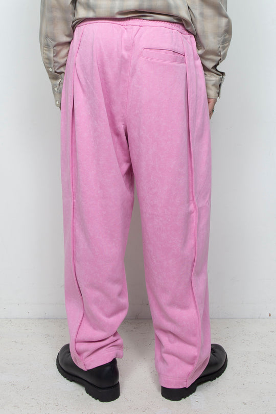 Batik-Dyed Layered Tuck Crescent Sweatpants PINK