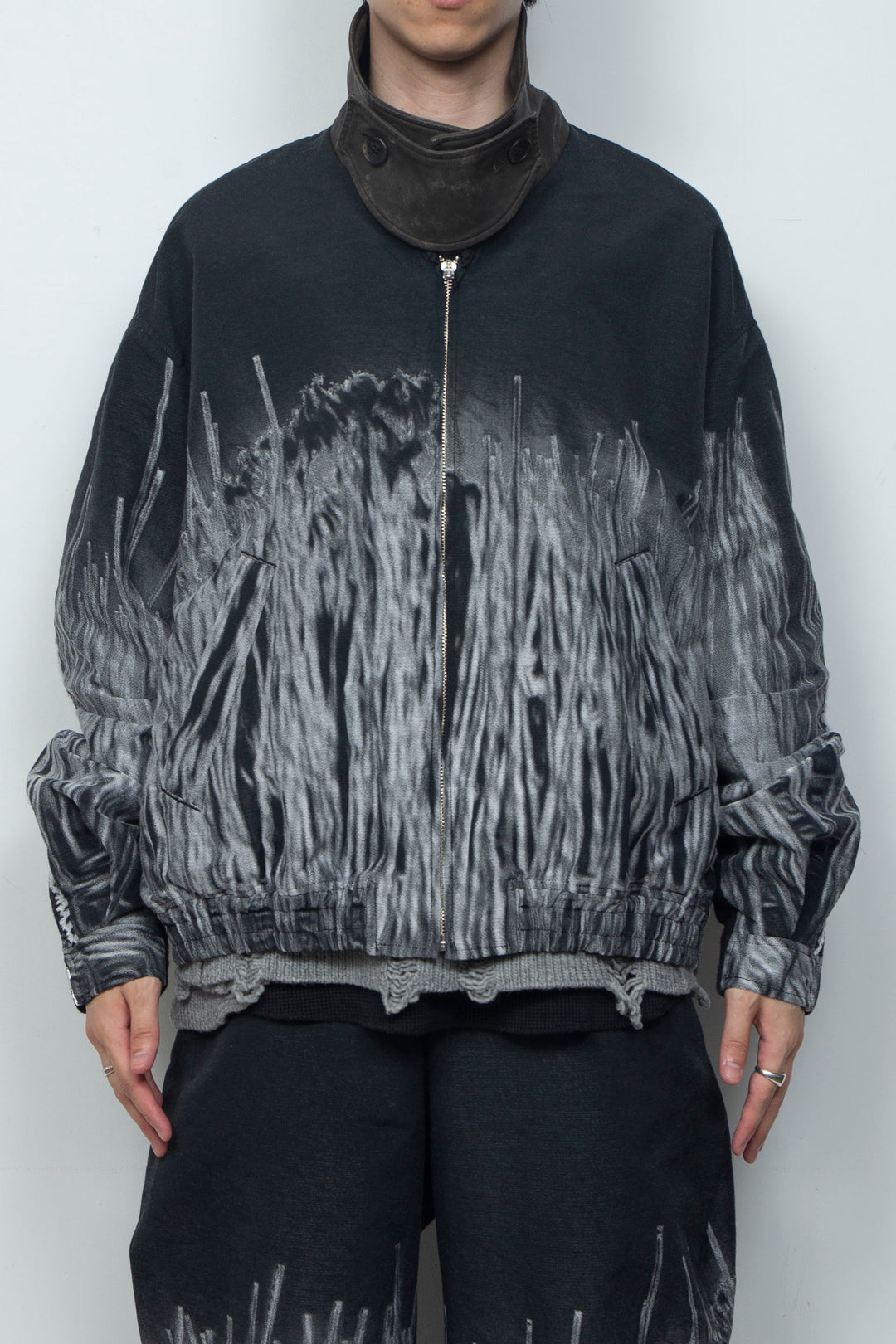 LB26AW-JK10-JQD BLACK and WHITE