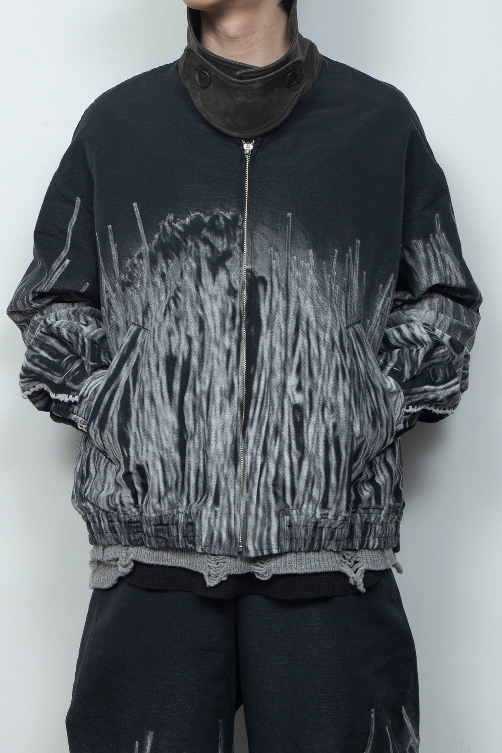 LB26AW-JK10-JQD BLACK and WHITE