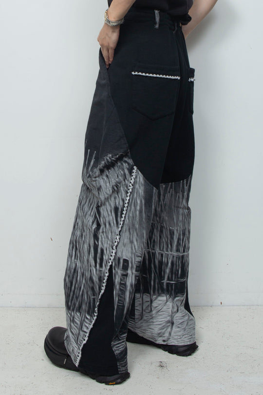 LB26AW-PT10-JQD BLACK and WHITE