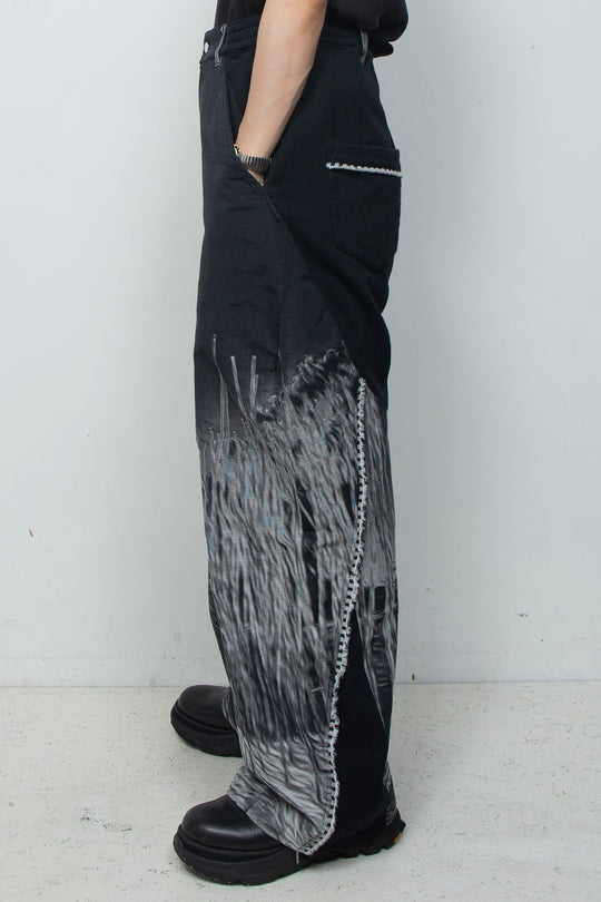 LB26AW-PT10-JQD BLACK and WHITE