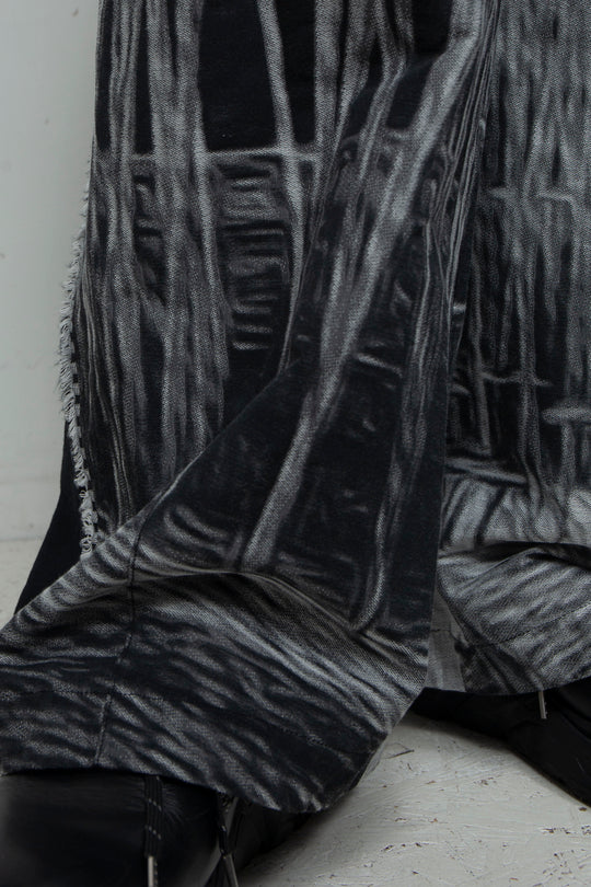 LB26AW-PT10-JQD BLACK and WHITE