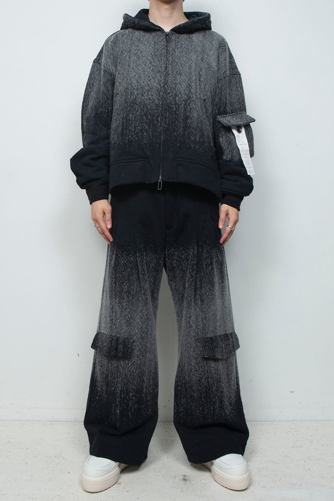 LB26AW-HD09-NDJ BLACK BASED