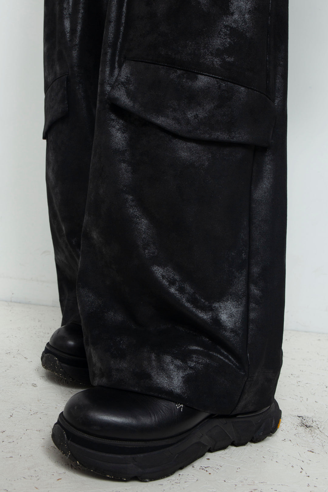 LB26AW-PT09-FNN BLACK