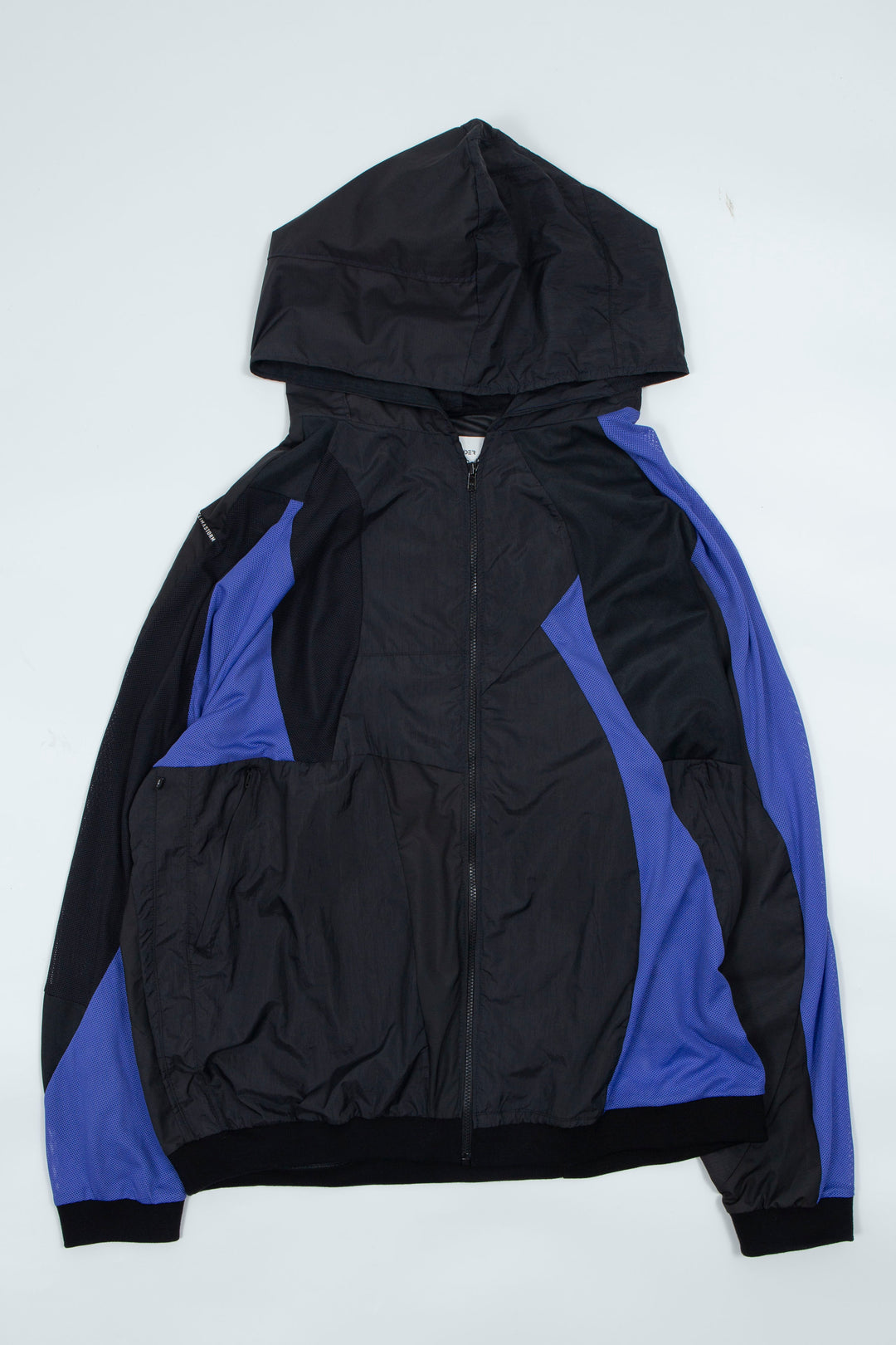 Airy Zip Hoodie