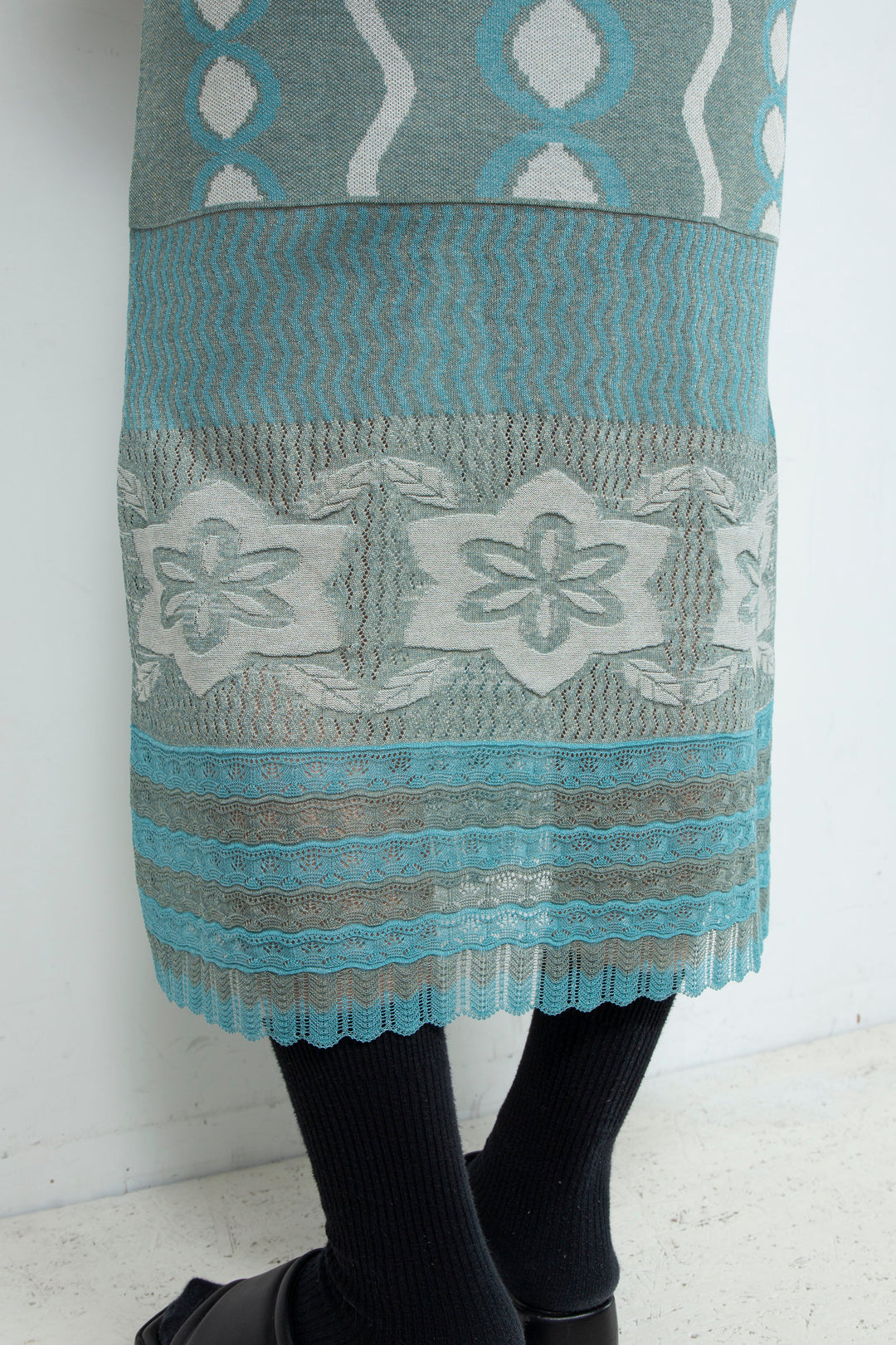 Sazanka wave-pattern lamé knitted dress Mint green
