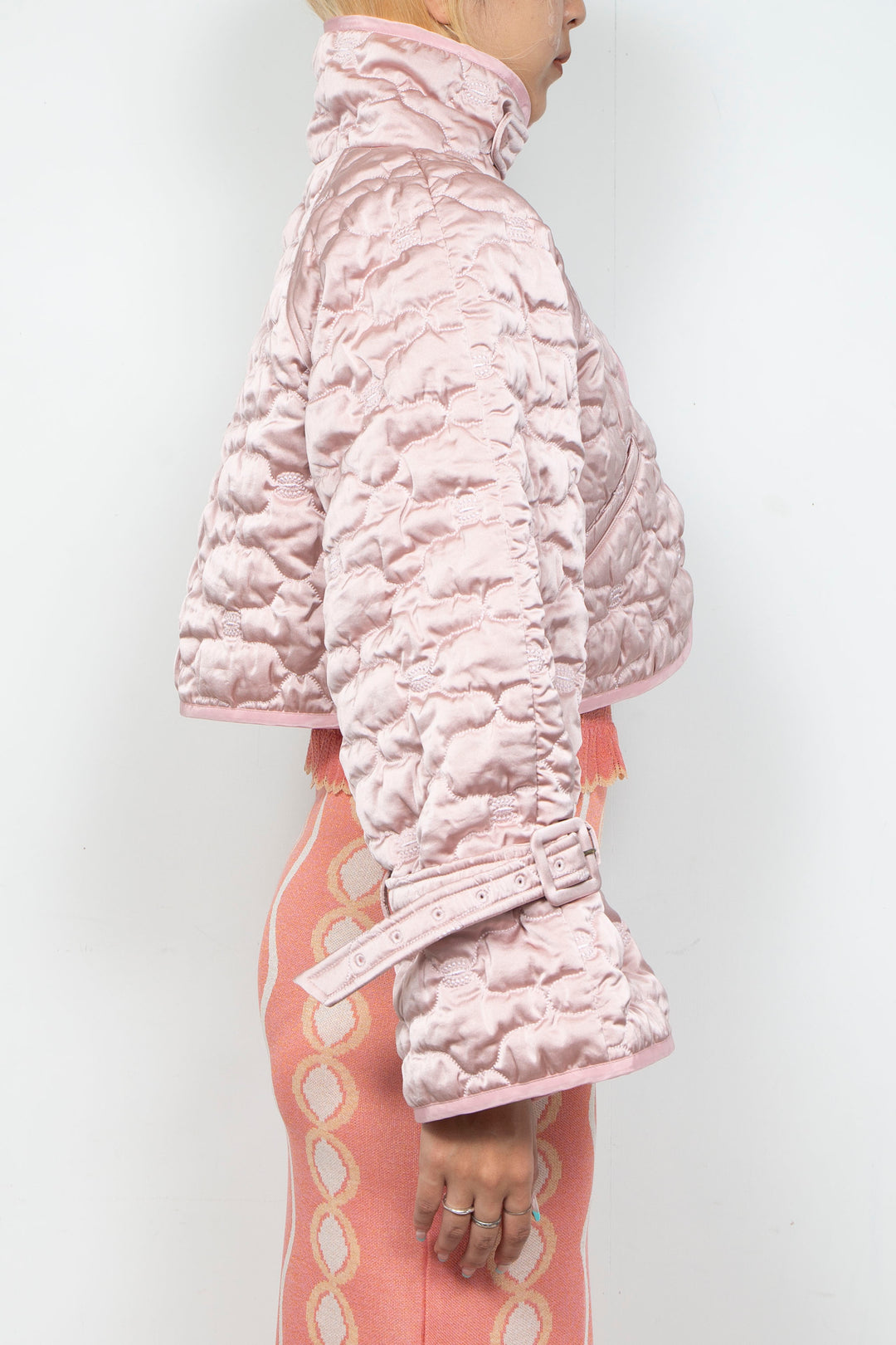 Sazanka cropped quilted satin jacket Pink