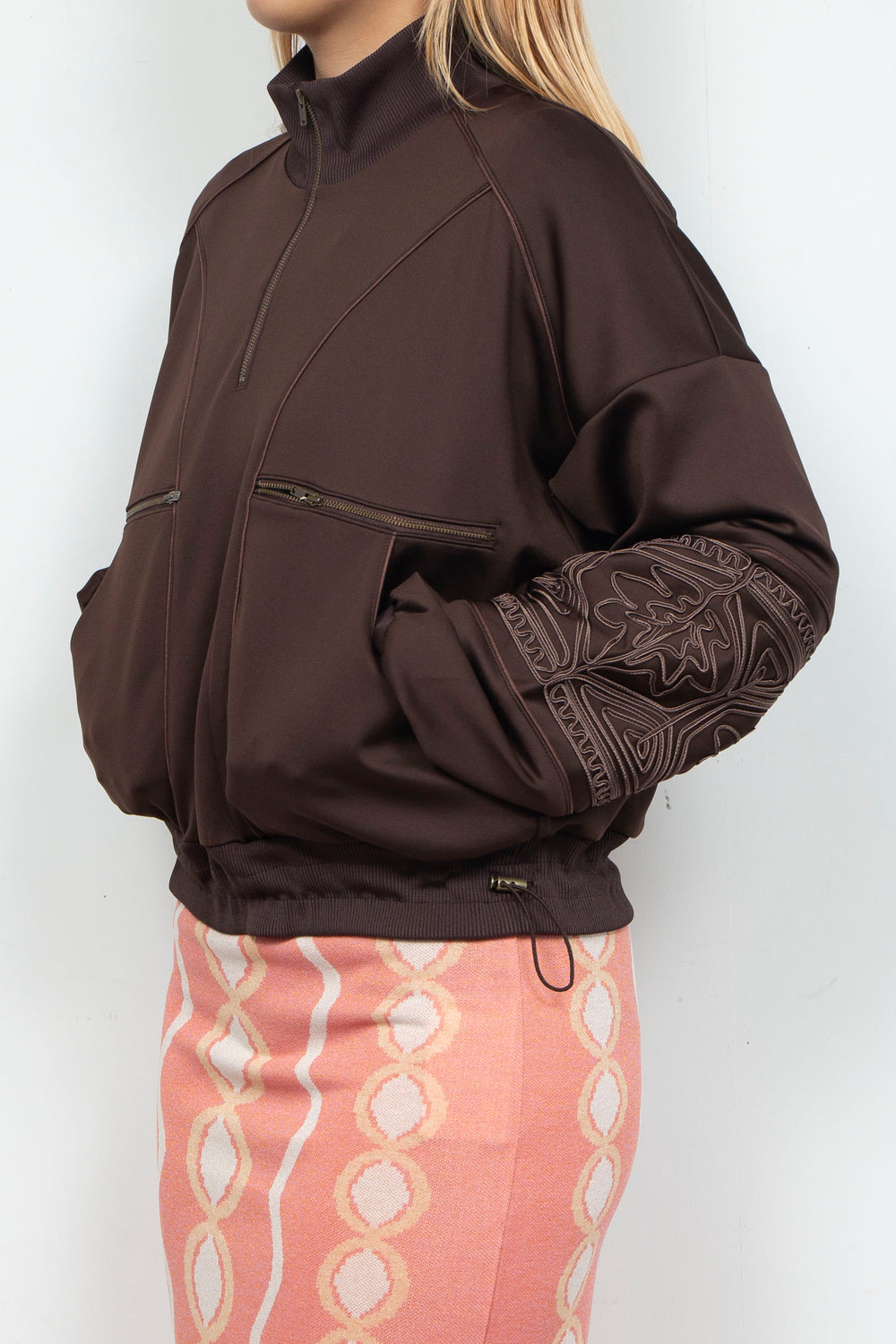 KIKU embroidered overseized track jacket Chocolate