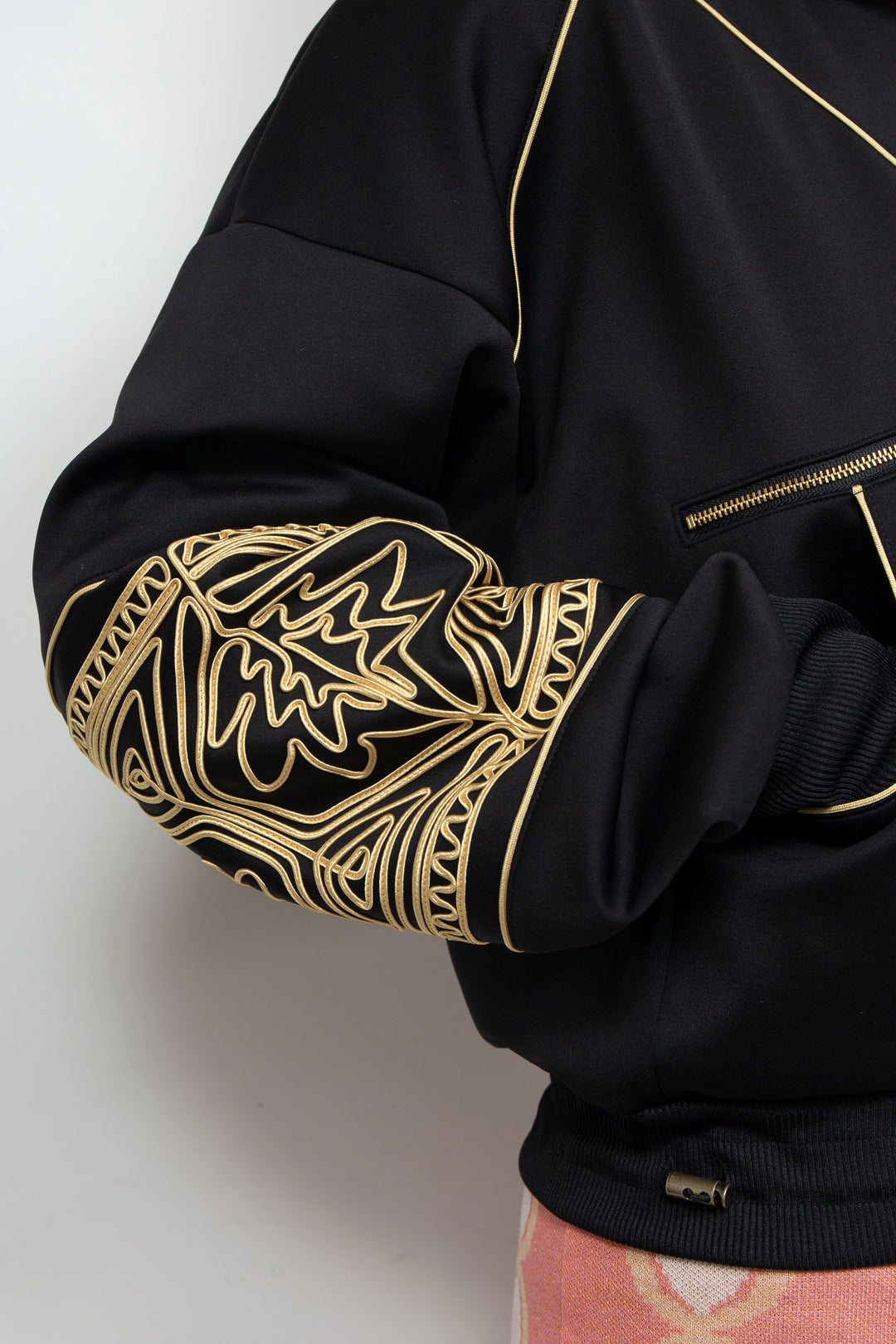 KIKU embroidered overseized track jacket Black