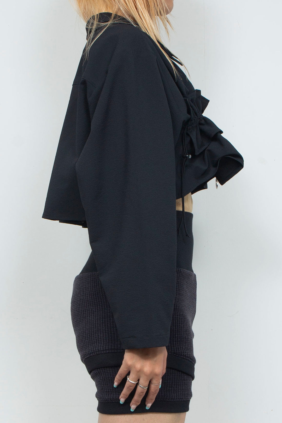 Frill Gathered Cropped Shirt Jacket Black