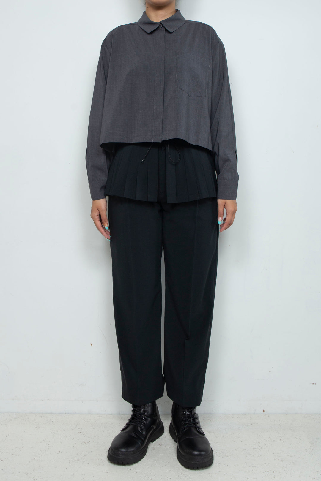 260201 SHIRT CHARCOAL GRAY