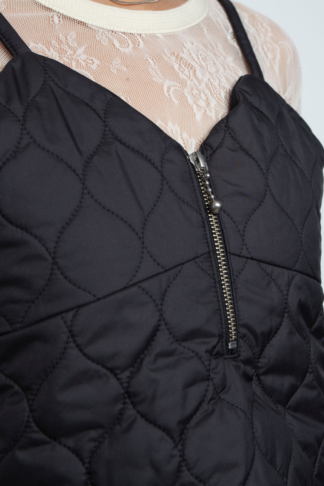 Curve Quilt Bustier Black