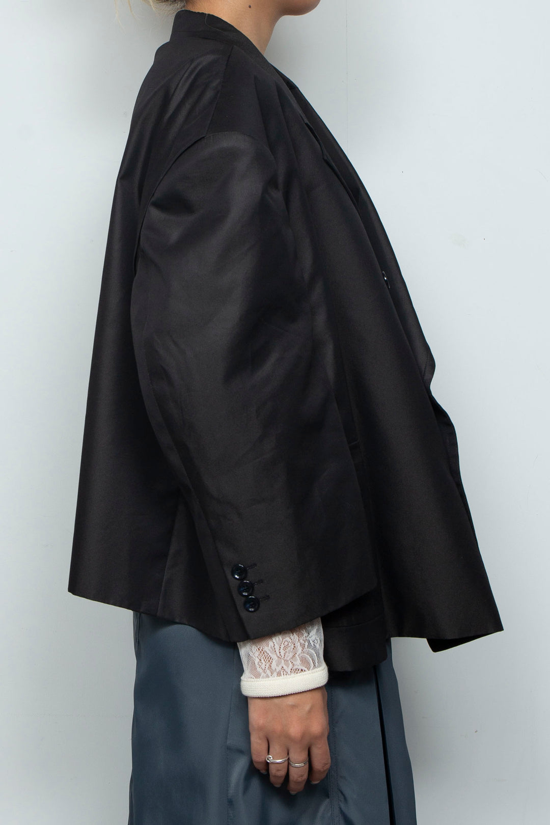SERIOUS SQUARE GABARDINE BOX JKT
