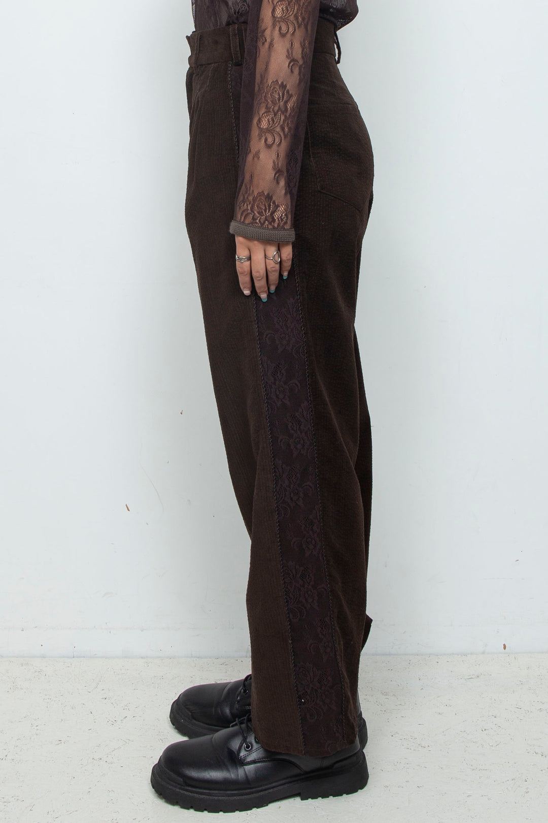 Trace Line Pants Brown