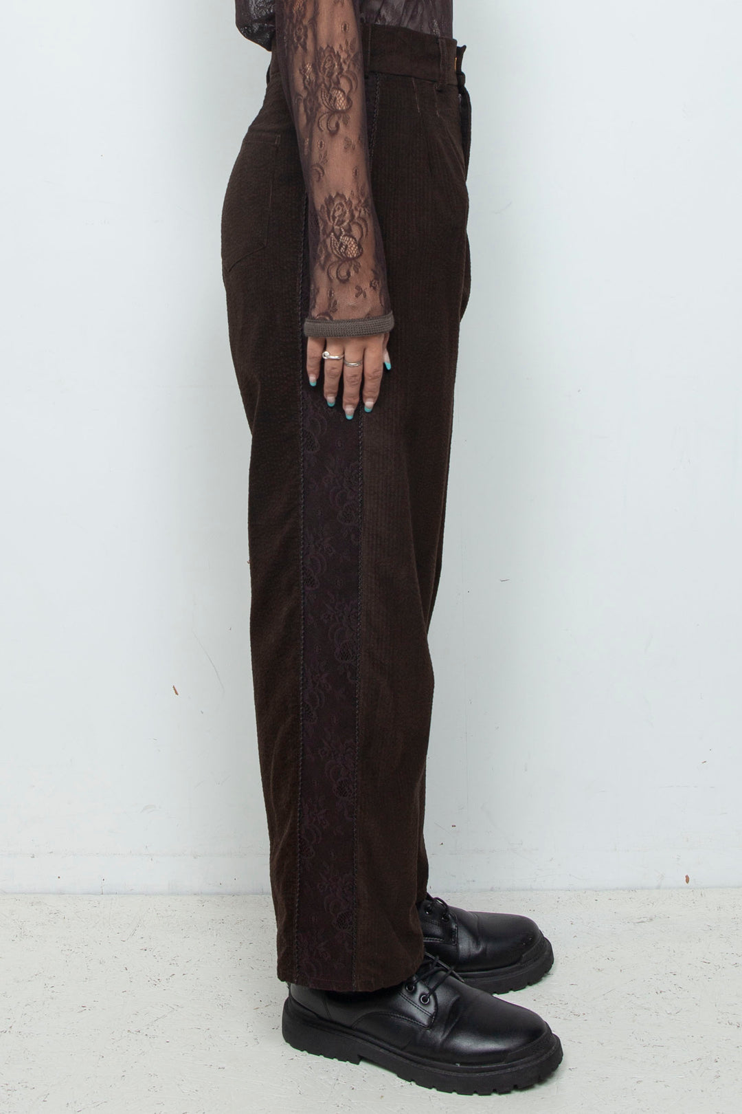 Trace Line Pants Brown