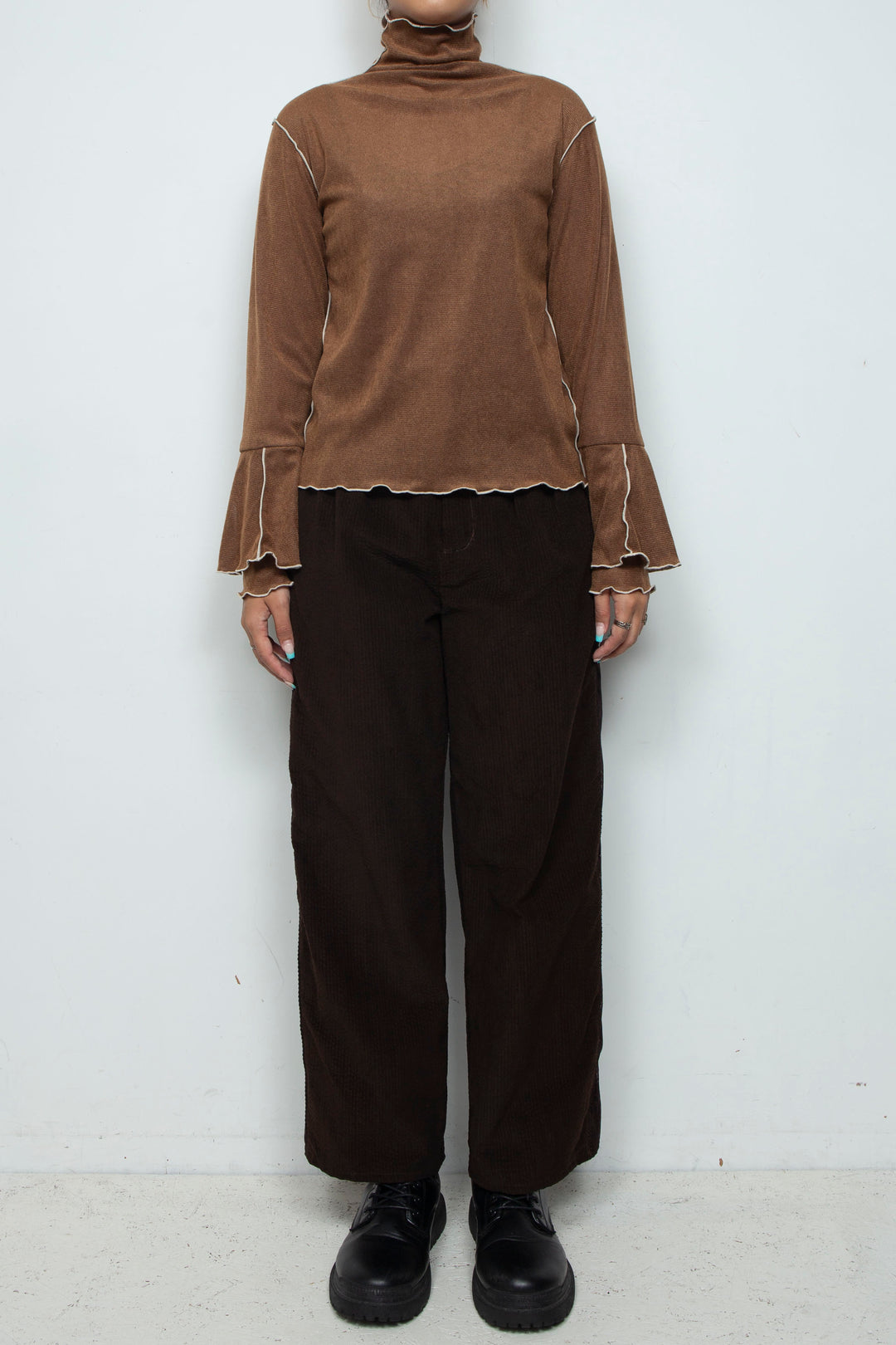 Mellow Velour Top Brown