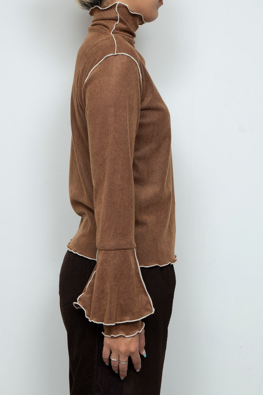 Mellow Velour Top Brown