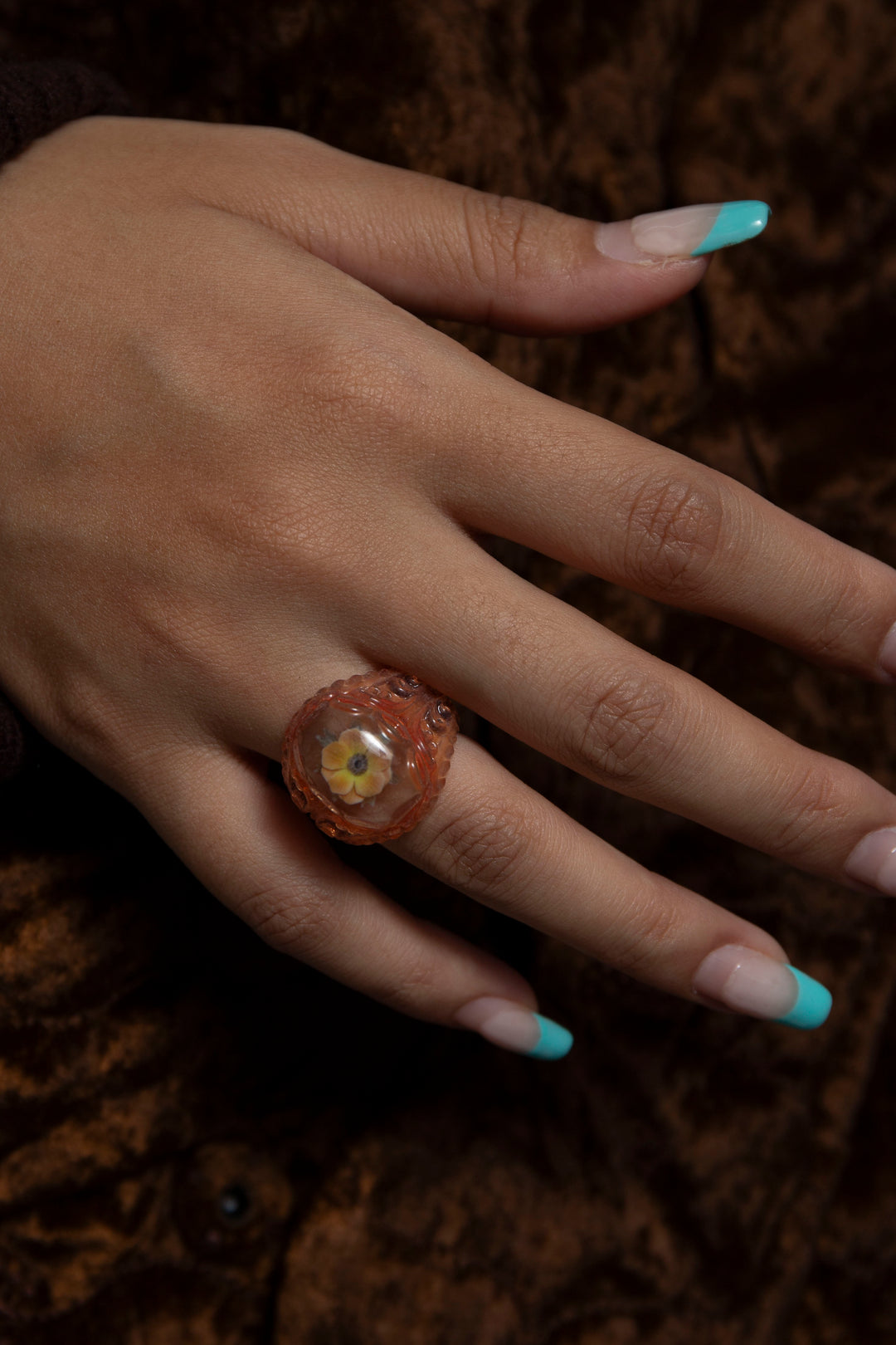 Anemone frame ring