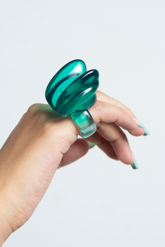 angel wing ring  clear green 7