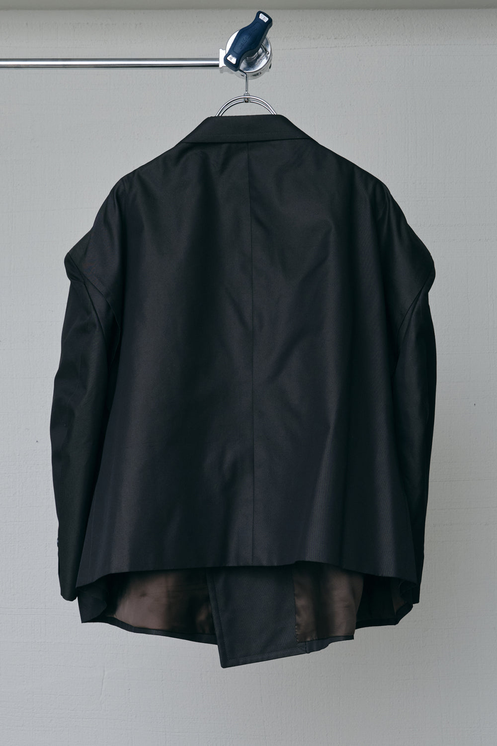 SERIOUS SQUARE GABARDINE BOX JKT