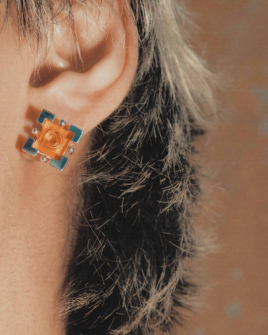 Square colorblock pierced earring clear orange