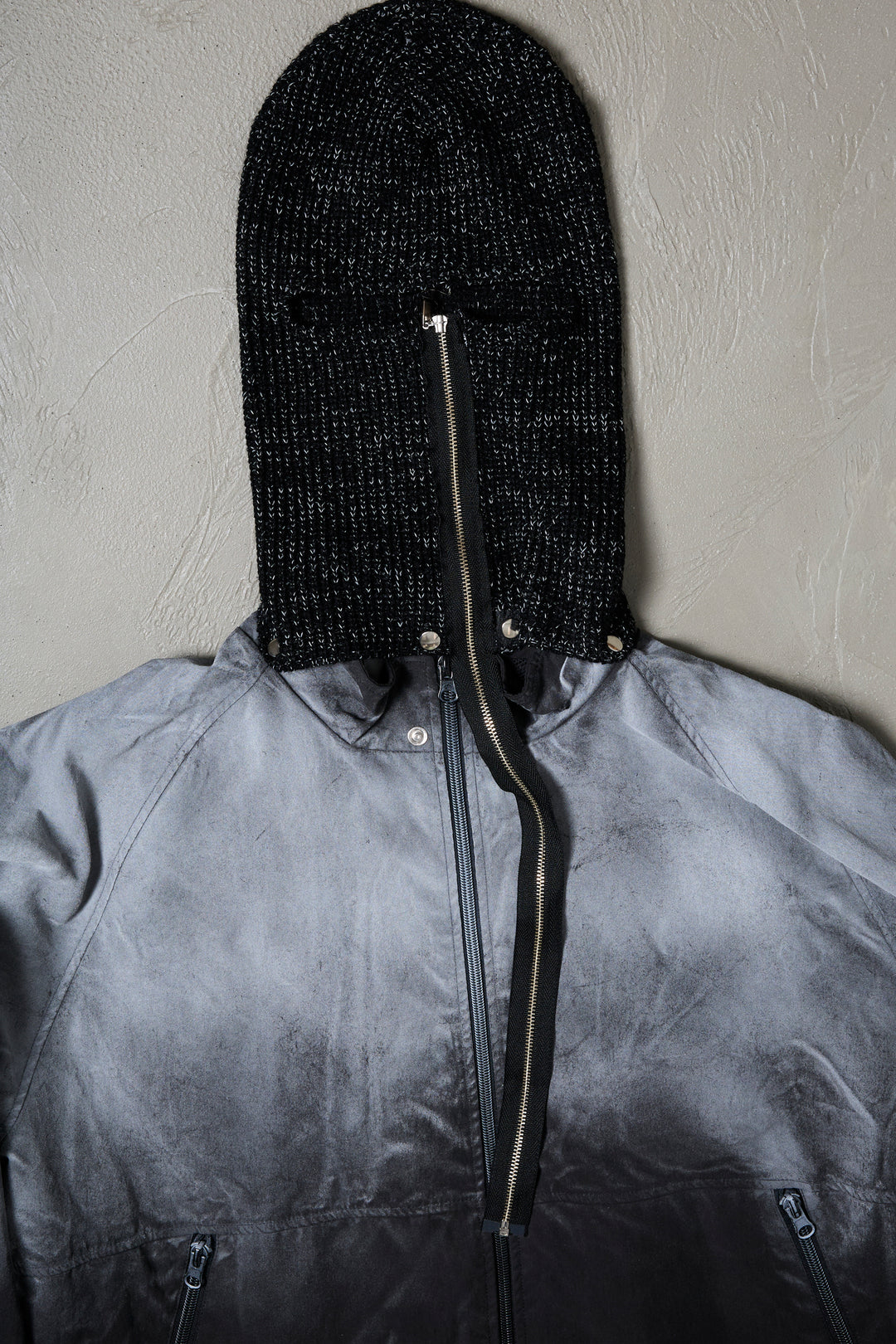 SPRAY PIGMENT-DYED BALACLAVA JACKET BLACK