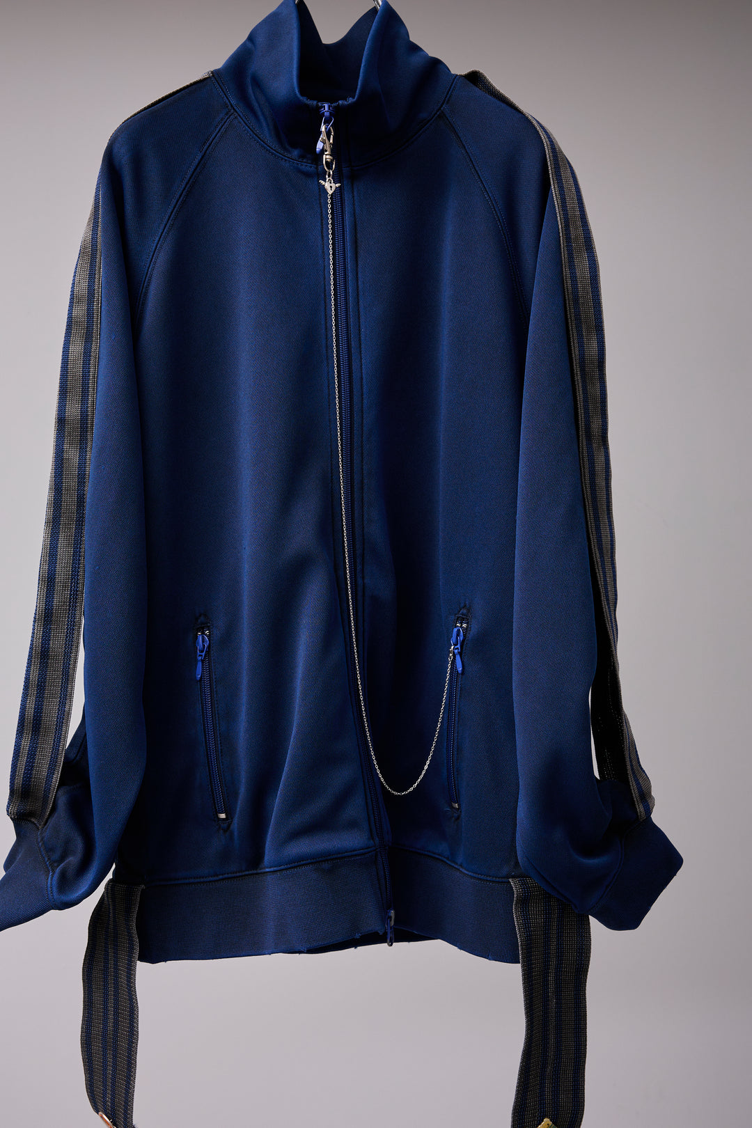 PIGMENT-DYED DISTRESSED TRACK JACKET BLUE