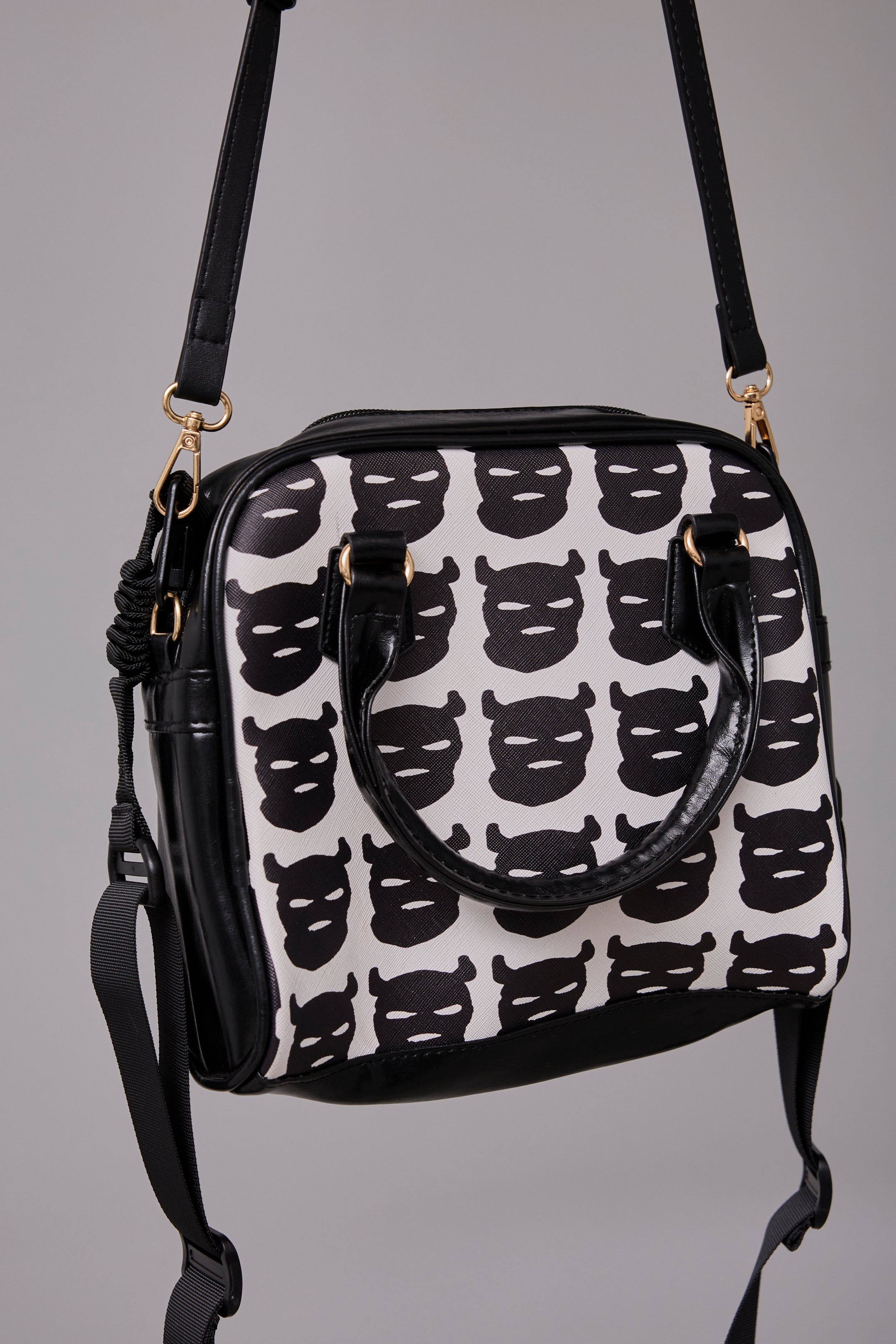 BODYSONG. バッグ NEW BODY BAG! (CHARACTER – BODYSONG. ONLINE STORE