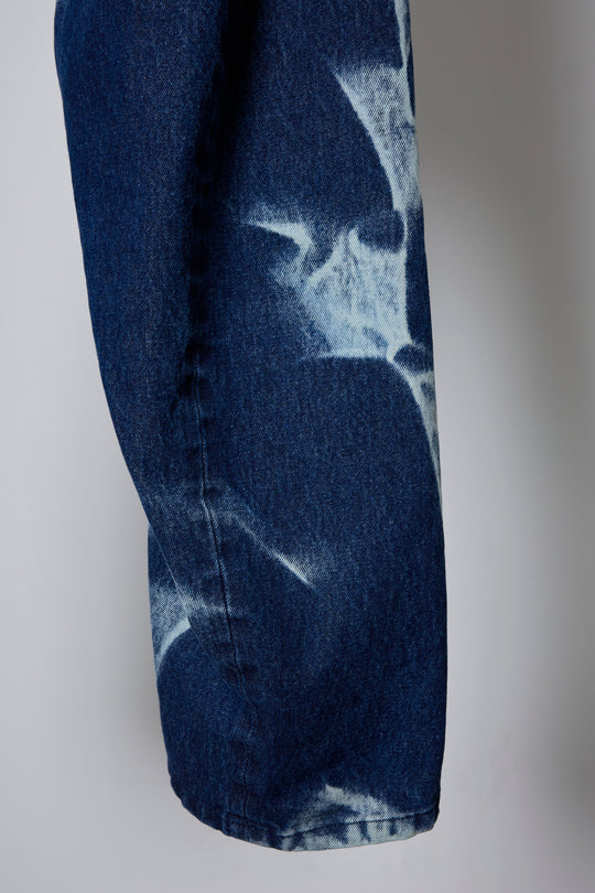 3D CUT DENIM IRREGULAR BLEACH