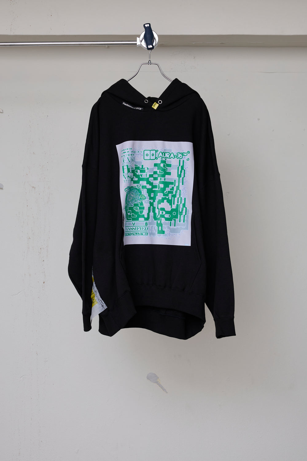 先行予約 BIGHOODIE/FVS_AURA76