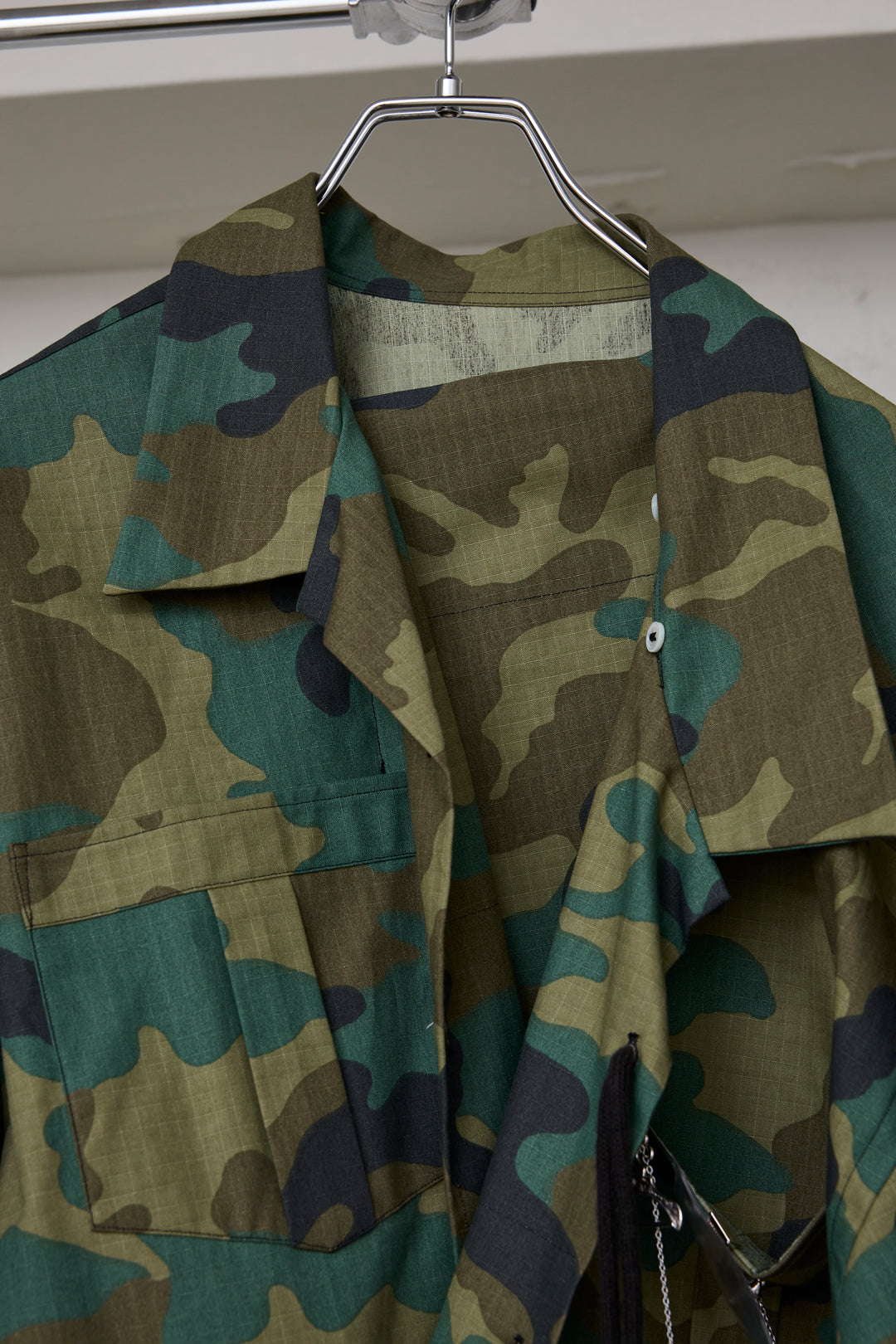 先行予約 PIGMENT-DYED CAMO JACKET