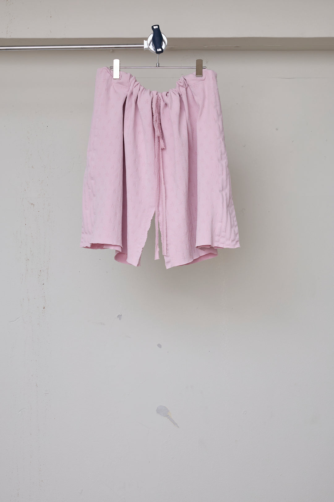 先行予約 RELAXED SEAMLESS SHORTS