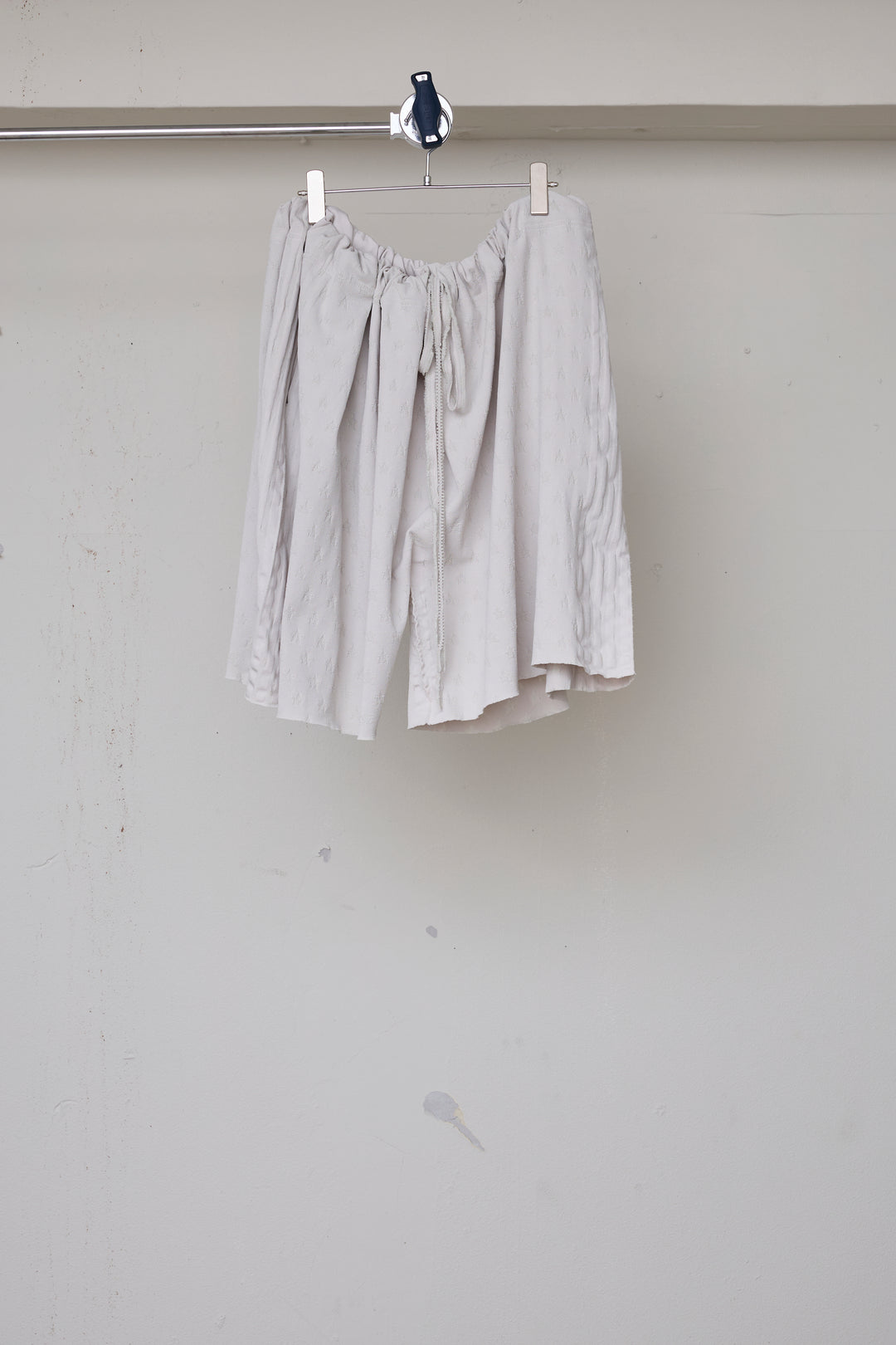 先行予約 RELAXED SEAMLESS SHORTS