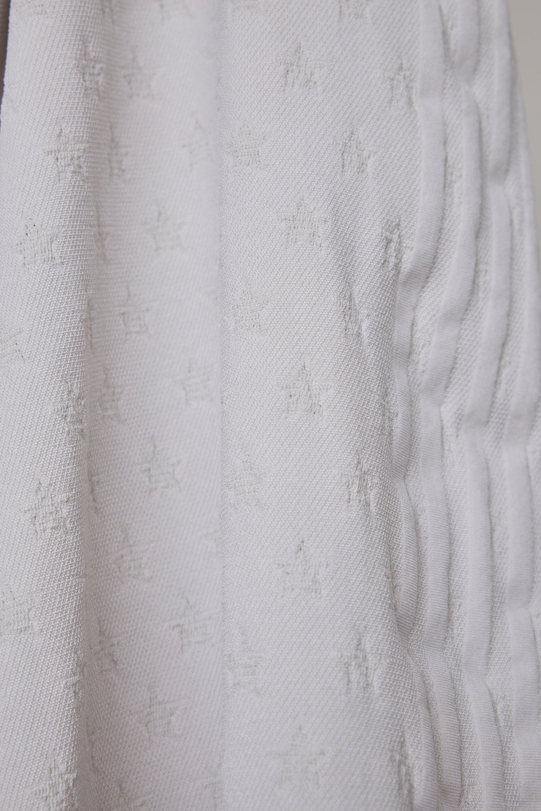 先行予約 RELAXED SEAMLESS SHORTS