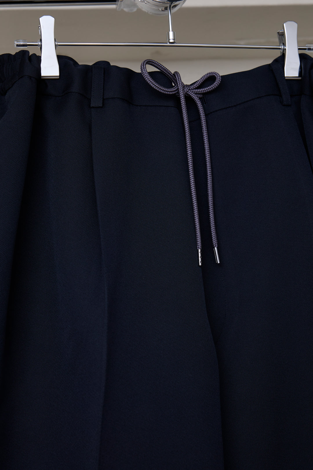 先行予約 POLYESTER TRIPLE-WEAVE WIDE SLACKS