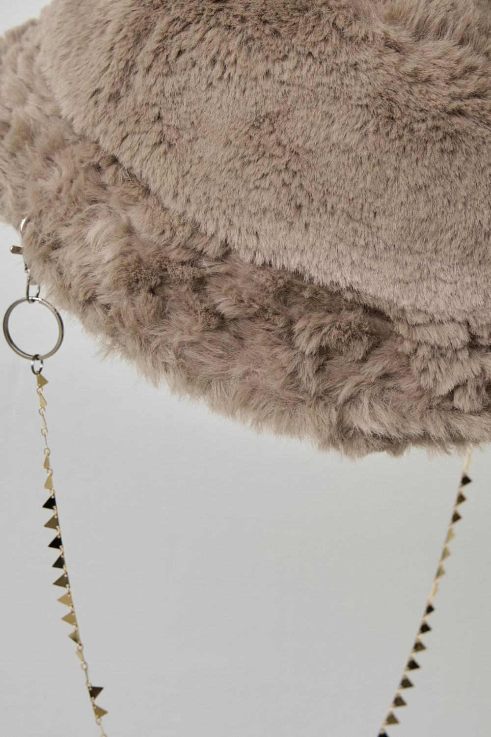 DETACHABLE JEWELRY BUCKET HAT BEIGE